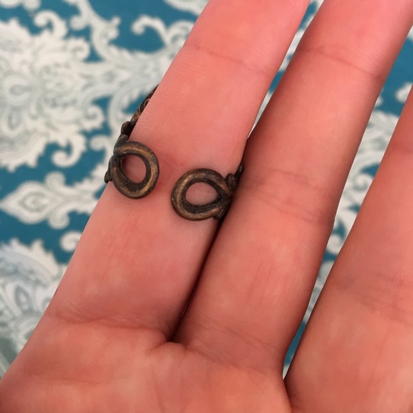 Statement ring. - Picture 2 of 3